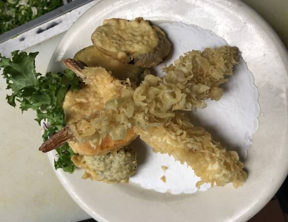 Order Shrimp Tempura (App) food online from Sushi Island store, Queens on bringmethat.com