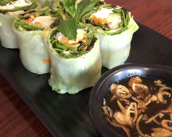Order Fresh Summer Rolls (6 pcs) food online from Luck Thai store, New York on bringmethat.com