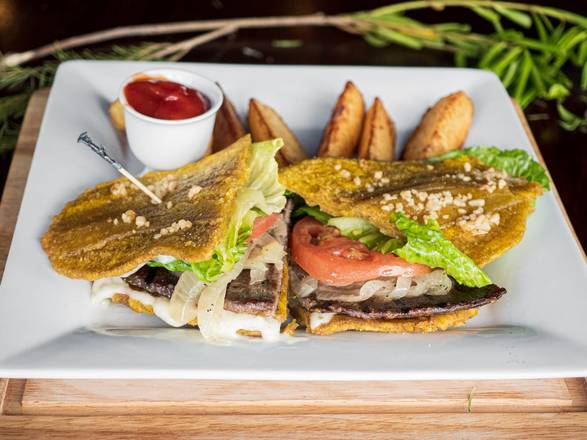 Order Jibarito Carne food online from La Parrilla Latin Food Llc store, Chicago on bringmethat.com