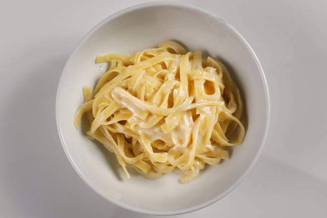 Order FETTUCCINE ALFREDO KIDS food online from Romano's Macaroni Grill - Carrollwood store, Tampa on bringmethat.com