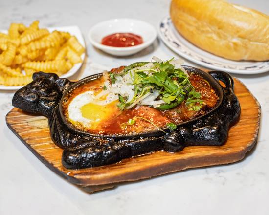 Order Vietnamese Sizzling Steak (Special Bò Né) food online from Saigon Chicken House store, Boston on bringmethat.com
