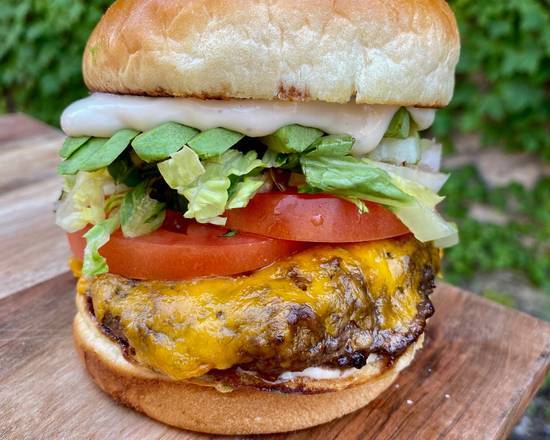 Order Classic Burger food online from Three Kings Pub By Dirk Flanigan store, Arlington Heights on bringmethat.com