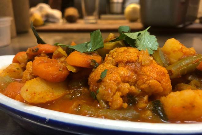 Order Vegetable Curry food online from Nirvana store, New Orleans on bringmethat.com