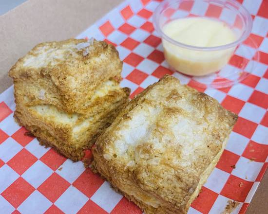 Order Cheddar Jalapeño Biscuit (2 pcs) food online from Lucky Bird store, Los Angeles on bringmethat.com
