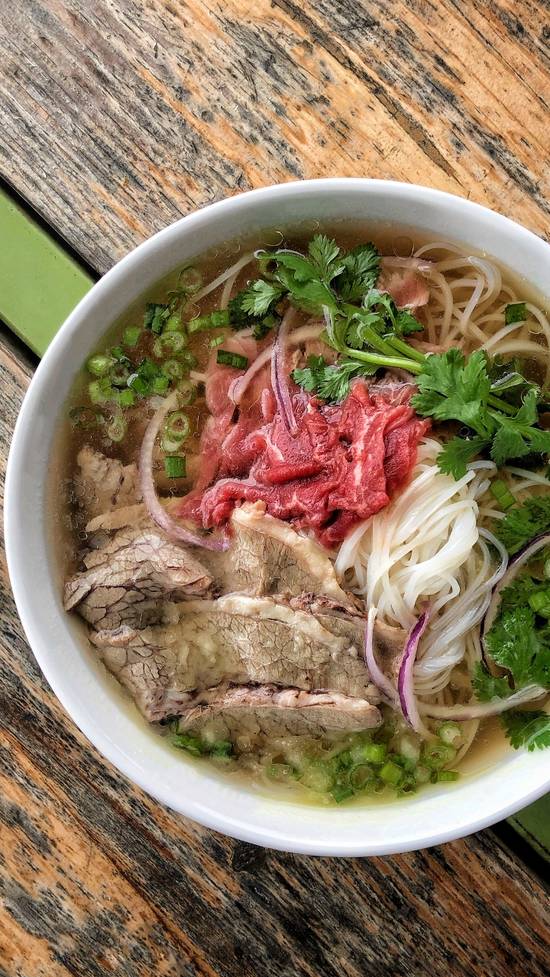 Order Eye Round & Brisket Pho food online from PhoNatic Vietnamese Restaurant store, Austin on bringmethat.com