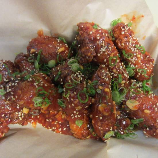 Order Traditional Korean Style Wings food online from Kitchen Sooda store, Los Angeles on bringmethat.com