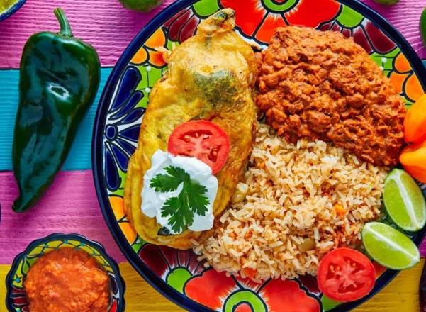 Order Platillo-Plate 1 Chile Relleno food online from Vanessa's Deli store, Chula Vista on bringmethat.com