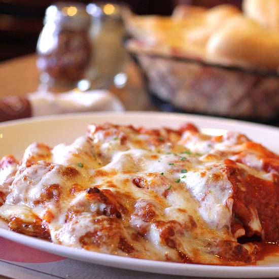 Order Baked Ziti food online from Mama Theresa's store, Westbury on bringmethat.com