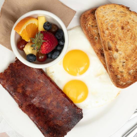 Order Corned Beef Hash & Eggs food online from Windy City Cafe store, Chicago on bringmethat.com