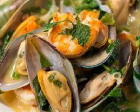 Order New Zealand Mussels White Wine Broth food online from Parc Oasis store, New York on bringmethat.com