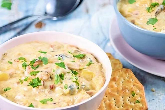 Order Clam Chowder food online from Crab Du Jour store, Wilson on bringmethat.com