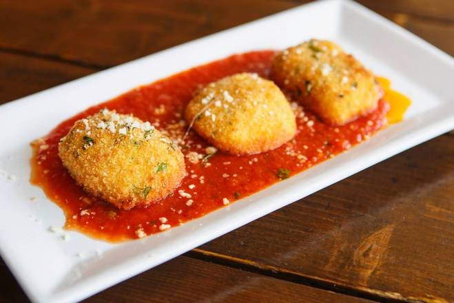 Order Mozzarella Marinara food online from Il Capriccio on Vermont store, Los Angeles on bringmethat.com