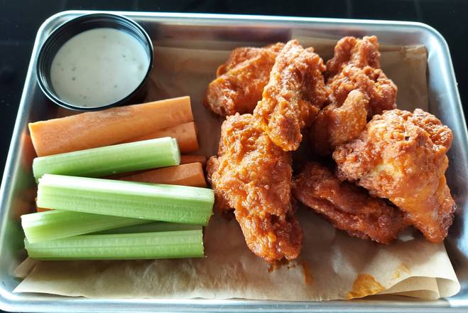Order Wings (6 pcs) food online from Italia Pizza Kitchen store, Cypress on bringmethat.com
