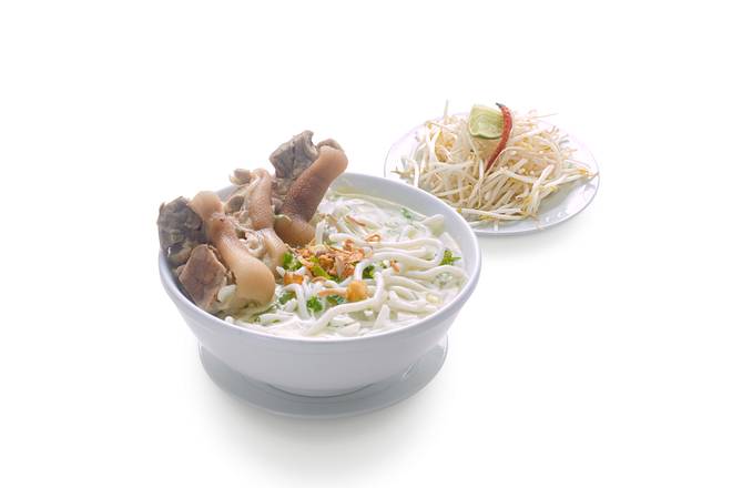 Order Vietnamese Udon Noodle With Pork Knuckle (Bánh Canh Giò Heo) food online from Pho Hai Duong store, Annandale on bringmethat.com