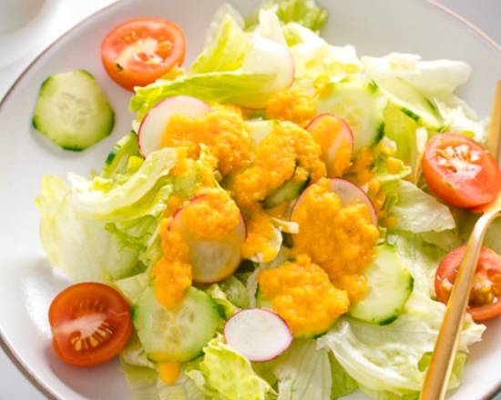 Order Garden Salad food online from Satto Thai & Sushi Bar store, Atlanta on bringmethat.com