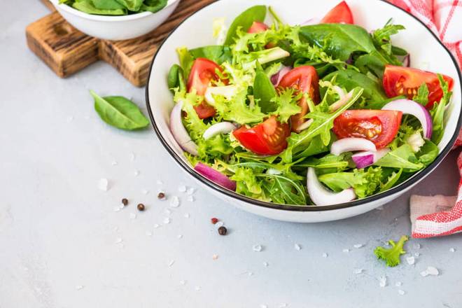 Order Ensalada Mixta food online from Miami Bakery Cafe store, Miami on bringmethat.com