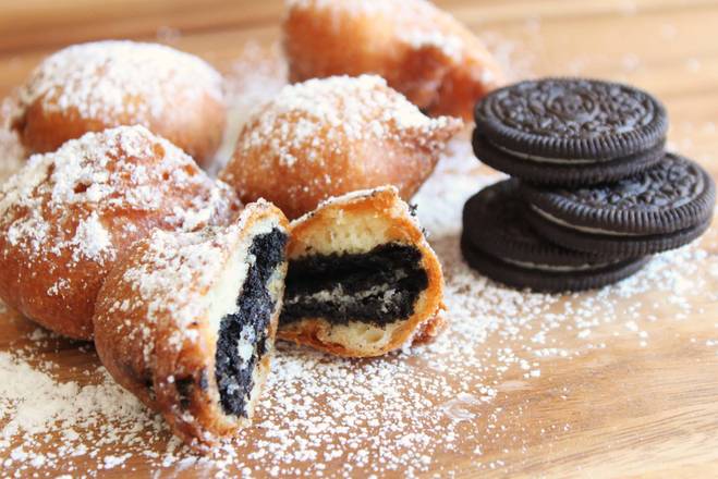 Order Fried Oreos food online from The Munchie Machine store, Cape Coral on bringmethat.com