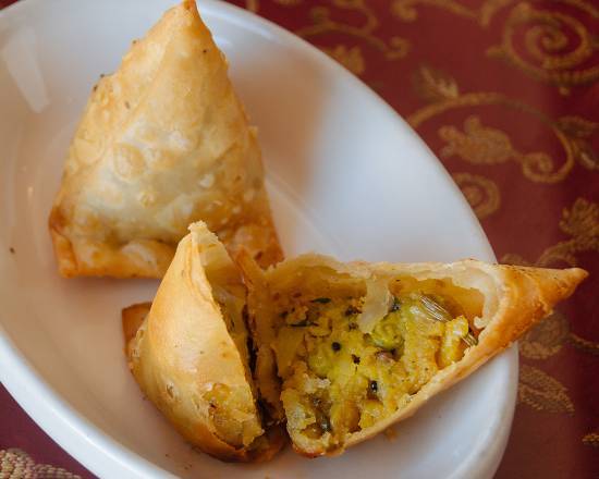 Order Vegetable Samosa food online from Taj Mahal of India store, Los Angeles on bringmethat.com