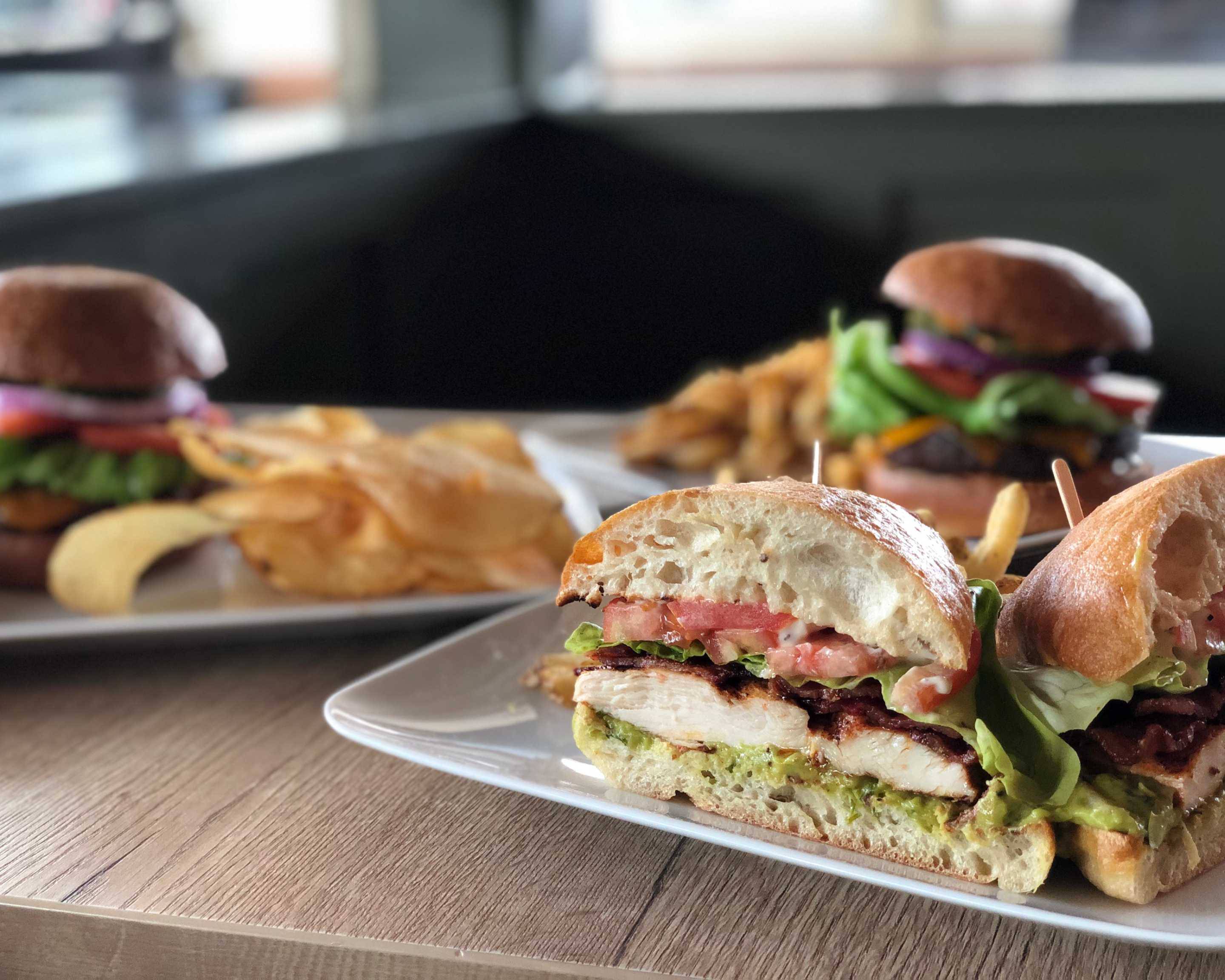 Hugo's Restaurant (Studio City) Menu Los Angeles • Order Hugo's