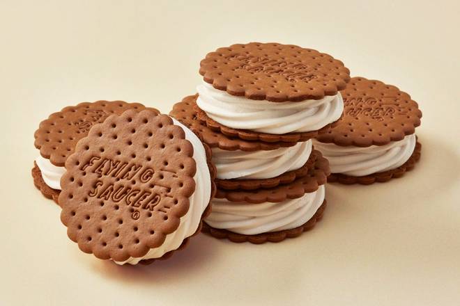 Order Flying Saucers® (6-pack) food online from Carvel store, Miami on bringmethat.com