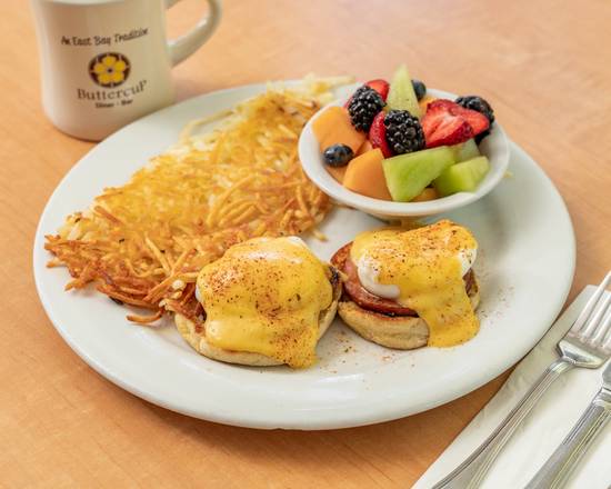 Order Classic Eggs Benedict food online from Buttercup Kitchen Family Restaurant store, Vallejo on bringmethat.com