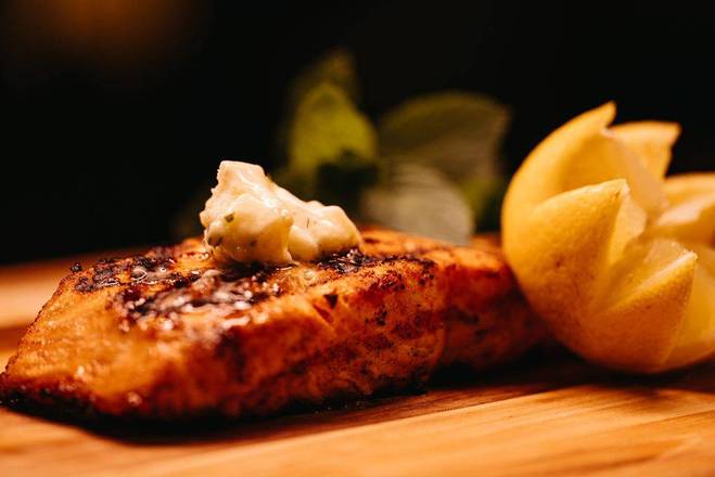 Order Grilled Salmon food online from Fred's Hickory Inn store, Bentonville on bringmethat.com
