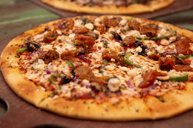 Order Supreme Pizza food online from Uncle Bucks Fish Bowl & Grill store, Memphis on bringmethat.com
