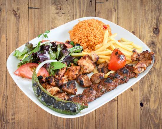 Brochettes d'agneau mariné