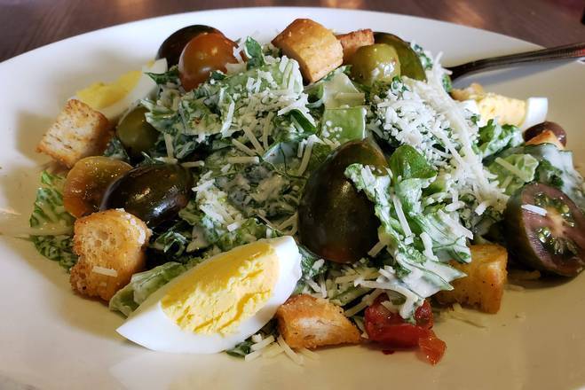 Order Loaded Caesar Salad food online from Moretti's Ristorante & Pizzeria store, Hoffman Estates on bringmethat.com