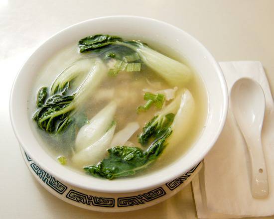 Order Wonton Soup 雲吞汤 food online from New Station Seafood store, Sacramento on bringmethat.com