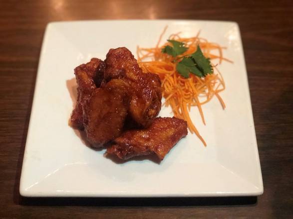 Order Lava Chicken Wings food online from Sea Siam store, Pinecrest on bringmethat.com
