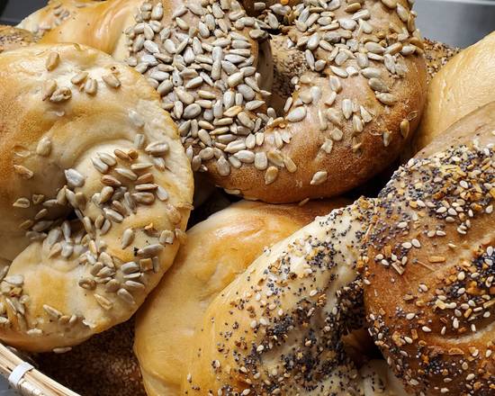 Order Flats food online from Long Island Bagel Cafe store, Scarsdale on bringmethat.com
