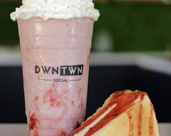 Order Strawberry Cheesecake Shake (16 oz) food online from Dwntwn Social store, Tampa on bringmethat.com
