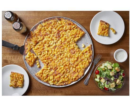 Order Mac 'N' Cheese Pizza food online from Moretti's Ristorante & Pizzeria store, Chicago on bringmethat.com