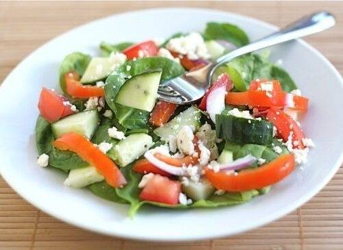 Order Spinach Salad food online from Habeeb Grill By Pita Grill And Creperie store, Franklin on bringmethat.com