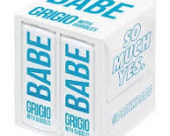 Order Babe Pinot Grigio 4pk 250ml cans 12% food online from Pit Stop Liquor Mart store, El Monte on bringmethat.com