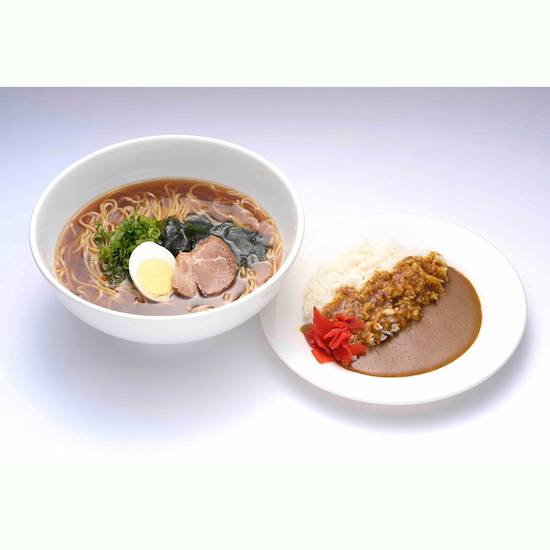 Order Ramen & 1/2-Curry Rice food online from Mr. Ramen store, Los Angeles on bringmethat.com