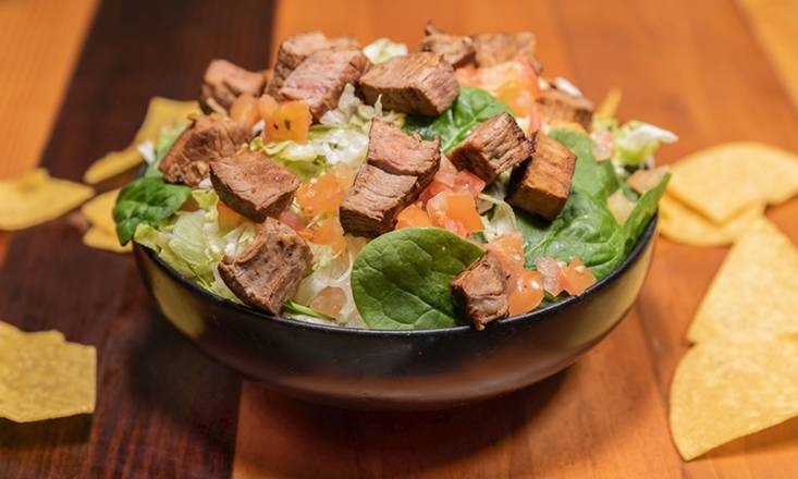 Order Steak Salad (Chips Included) food online from Xochimex Cantina Grill store, Miami on bringmethat.com