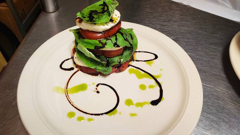 Order Caprese food online from Mangia E Bevi store, Oceanside on bringmethat.com