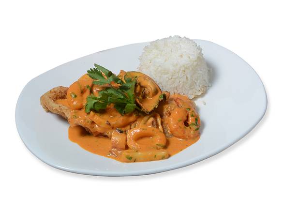Order Pescado A Lo Macho food online from La Brasa store, Miami-Dade County on bringmethat.com