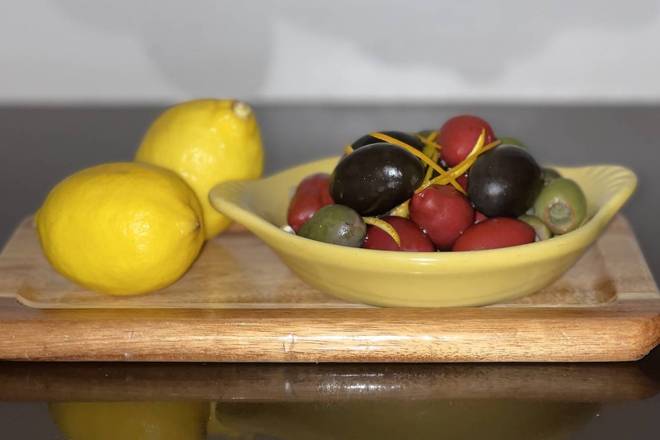 Order MARINATED OLIVES food online from Toscana store, Los Angeles on bringmethat.com