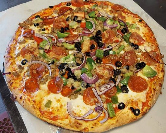 Order Supreme Pizza food online from Italia Pizza Kitchen store, Cypress on bringmethat.com