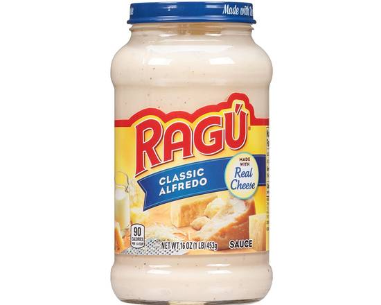 Order Ragu Alfredo Sauce  food online from Fresko Market store, Miami on bringmethat.com