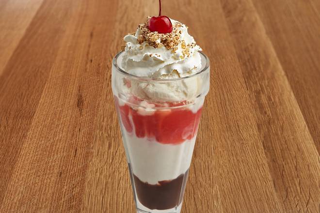 Order Silver Diner Sundae - Great to Share! food online from Silver Diner store, Falls Church on bringmethat.com
