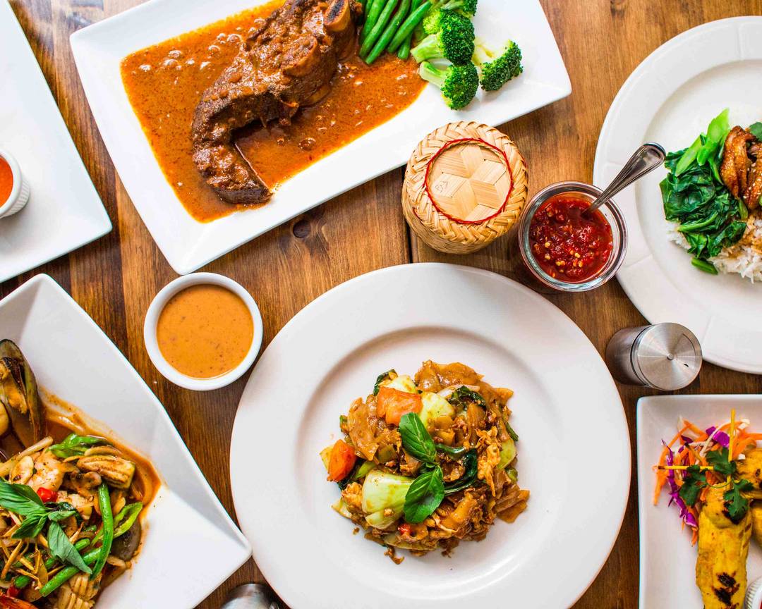 Order Crispy Pork Gang Oyster Bar & Crawfish Menu Delivery【Menu & Prices】 Los Angeles Uber Eats