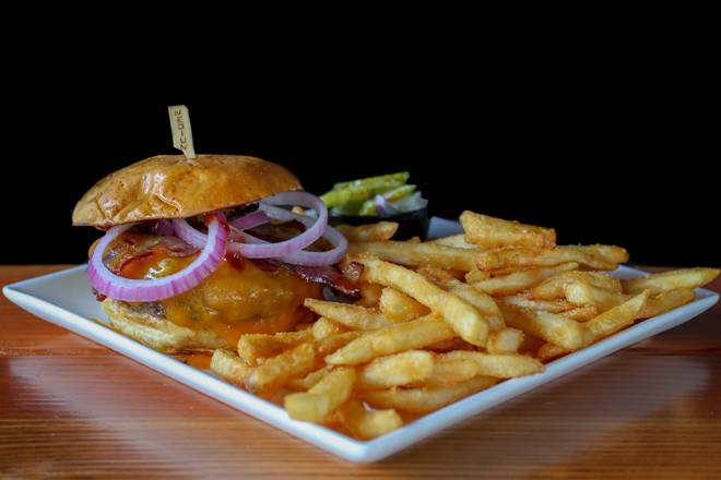Order Hickory BBQ Burger  food online from Tommy Tavern + Tap store, Parsippany on bringmethat.com