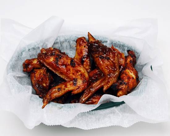 Order BBQ Wings food online from Sports Grill South store, Miami on bringmethat.com
