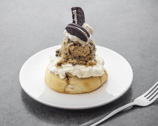 Order "Oreo" Madness food online from Cinnaholic store, Westfield on bringmethat.com