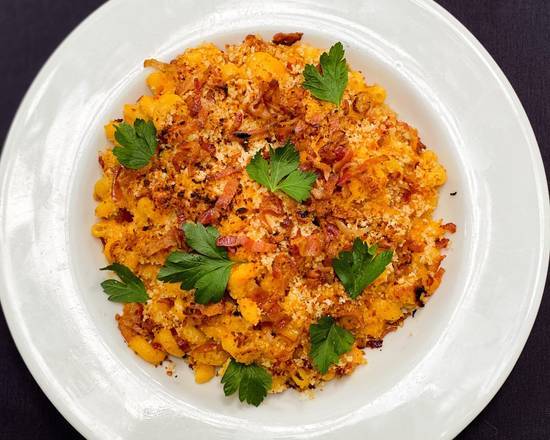 Order Bacon Mac & Cheese food online from Three Kings Pub By Dirk Flanigan store, Arlington Heights on bringmethat.com