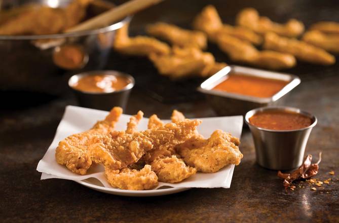 Order Appetizer Chicken Tenders food online from Rafferty's Restaurant & Bar store, Cordova on bringmethat.com